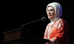 Emine Erdoğan: Güçlü aile, güçlü toplum şiarıyla ilan edilen Aile Yılı, hepimize kutlu olsun