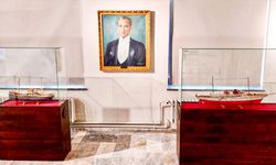 Eskişehir'de "Çallı" imzalı Atatürk portresi, Cumhuriyet Tarihi Müzesi'nde sanatseverlerle buluşuyor