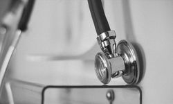 Depremzede Doktorlar Asıl Şimdi Enkazda Kaldı!