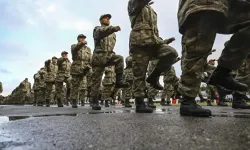Askerlik Süresi 3 Aya İnecek Mi? Bakanlık Açıklama Yaptı
