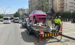 Adana'da emniyet kemeri takmayanlar, simülasyon aracında riskleri deneyimledi
