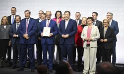 Almanya'da yeni hükümette görev alacak bakanlar belli oldu