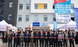 Antalya'da meslek lisesi öğrencileri işverenlerle buluştu