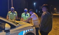 Hatay'da Tek Farı Yanmayan Sürücüye 993 TL Ceza!