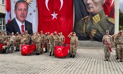 Hatay'da 14 engelli genç üniforma giyip bir günlüğüne asker oldu