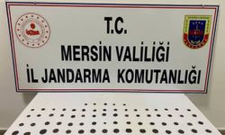 Mersin'de 70 sikke ele geçirildi