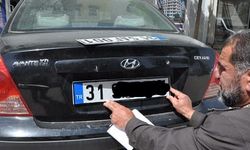 HATAY’DA VİDALI PLAKAYA GEÇİT YOK