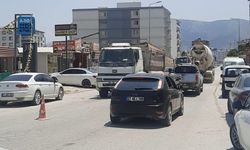 Defne’de Aynası Kırılan Kamyoncu, Aracını Bırakıp Gitti