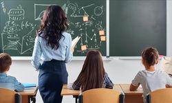 MEB'in öğretmenlik mesleği kariyer basamaklarına ilişkin kılavuzu yayımlandı