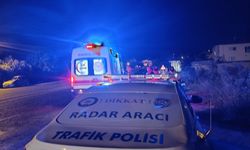 Mersin'de devrilen motosikletteki 2 kişi yaralandı