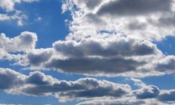 Hatay’da Kasım Güneşiyle Parçalı Bulutlu Günler