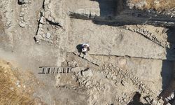 Maydos Kilisetepe Höyüğü kazılarında surların bitişiğinde yaşam alanı bulgularına ulaşıldı