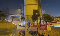 Defne'de Gece Yarısı, Okul Yanına Beton Santrali Kuruldu!