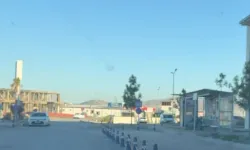 Başkan Göyce, Gülderen'de Otobüs Durağı Sorununu Çözdü!