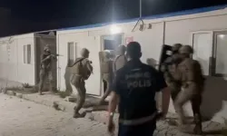 Hatay'da Konteyner Kentlere Şafak Operasyonu: 78 Gözaltı!
