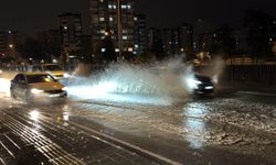 Adana'da sağanak etkili oldu