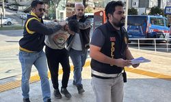 GÜNCELLEME - Antalya'da kaldırımda yürüyen kadına saldıran şüpheli tutuklandı