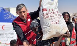 Türk Kızılay, Sudan'da Faşir'den yerinden edilenlere gıda desteği sağladı