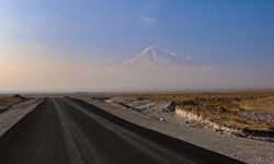 Ağrı Dağı'na yapılan 75 kilometrelik 'turizm ve güvenlik yolu' tamamlandı