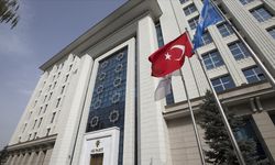 AK Parti, Milli Dayanışma, Kardeşlik ve Demokrasi Komisyonu raporunu Cumhurbaşkanı Erdoğan'a sundu