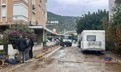 Alanya'da yağış hayatı olumsuz etkiledi