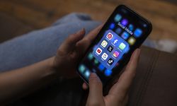 Avustralya sosyal medya kullanımına 16 yaş sınırı getiren yasayla dünyada bir ilke imza atıyor