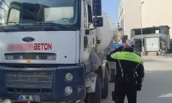 Hatay'da Ehliyetsiz Beton Mikseri Sürücüsüne Ağır Ceza!