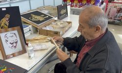 Emekli emniyet müdürü ve oğlu çavdar sapıyla sanatsal eserler ortaya koyuyor