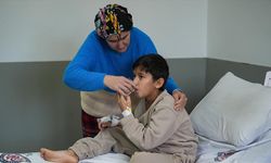 Evladına karaciğer dokusunu veren annenin uyanınca ilk sorusu 'Oğlum yemek yedi mi?' oldu