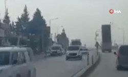 Hatay’da Facia Kıl Payı Önledi: Damperi Açık Kamyon Kırmızı Işığa Çarptı