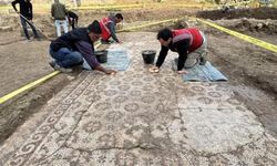 Antakya’nın Altı Yine Tarih: Temel Kazısından Mozaik Çıktı!