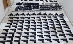 Hatay Polisi Sevkiyatı Çökertti: 90 Ruhsatsız Tabanca Ele Geçti