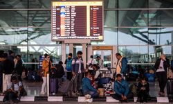 Hindistan'ın en büyük hava yolu şirketi IndiGo'da aksaklıklar nedeniyle uçuş iptalleri sürüyor