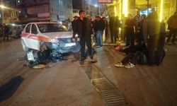 Isparta'da otomobille motosiklet çarpıştı: 2 yaralı