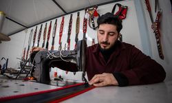 Konteynerde ürettiği köpek tasmalarını 20'den fazla ülkeye ihraç ediyor