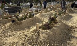 Mersin'de komşusu ve oğlu ile büfeciyi tabancayla öldüren zanlı tutuklandı