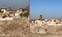 Hatay'da Valilik Yasakladı, Firmalar Dinlemedi: Moloz Yine Kilise Çevresine Döküldü !