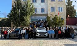 Mut ilçesinde öğrencilere Togg'un T10X modeli tanıtıldı