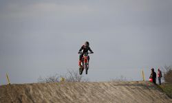 Şampiyon motosikletçi Berat Şenkalaycı babasının izinden gidiyor