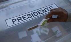 Şili'de halk, devlet başkanı seçiminin ikinci turu için sandık başında