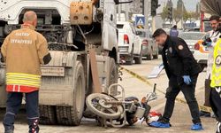 Tır ile çarpışan motosikletteki anne ve 2 aylık bebeği öldü