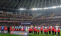 Trendyol Süper Lig: Antalyaspor: 0 - Galatasaray: 2