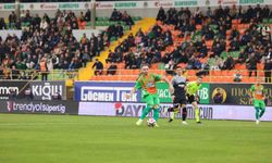 Trendyol Süper Lig: Corendon Alanyaspor: 2 - Fatih Karagümrük: 0 (Maç sonucu)