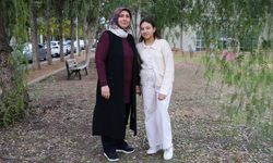 6 ŞUBAT DEPREMLERİNİN ÜÇÜNCÜ YILI - Ailesini kaybettiği enkazdan 160. saatte kurtarılan Aysima protezle yürümeye başladı