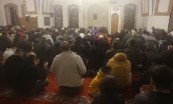 Depremin Ardından Habibi Neccar Camii’nde İlk Miraç Kandili