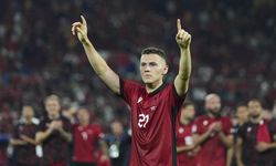 Asllani, Beşiktaş için İstanbul'a geliyor