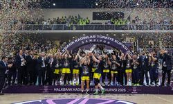Basketbol Halkbank Kadınlar Türkiye Kupası'nı Fenerbahçe Opet kazandı