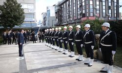 Cumhurbaşkanı Yardımcısı Yılmaz, Antalya'da olumsuz hava koşullarından etkilenen sera çiftçilerini ziyaret etti