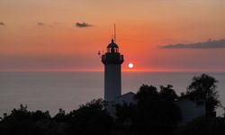 Gelidonya Feneri denizcilere ışık olmayı sürdürüyor