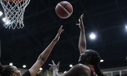 Halkbank Kadınlar Basketbol Süper Ligi'nin 'zirvesinde' derbi heyecanı